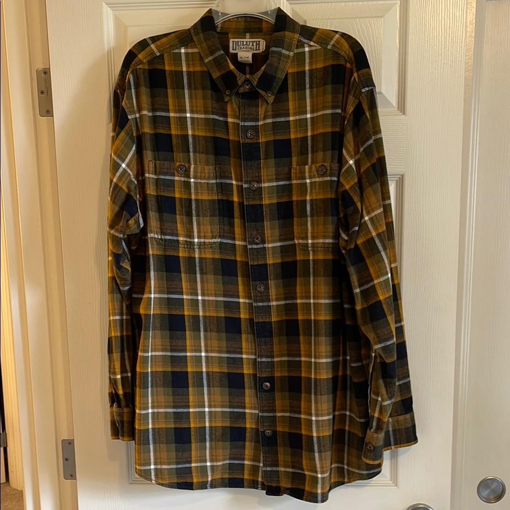 Duluth Trading Co Men’s Black, Gold, Green & White Plaid Shirt, Size XLT